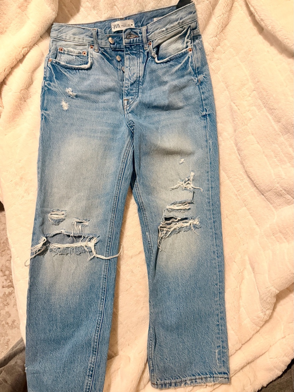 Women’s ZARA Light Blue Jeans